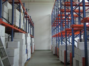 1500KG điều chỉnh duy nhất truy cập Drive In Pallet Racking với hoạt động nâng