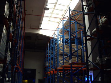 một lối đi vào lối Đi vào kệ pallet công nghiệp để kho kho, 1500KG