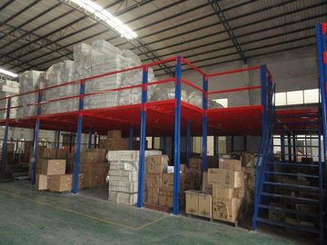 Mặt sàn lửng công nghiệp nặng theo yêu cầu với Lan can / Cầu thang / Thang máy