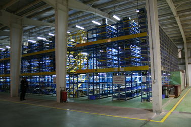 Sàn Thép Đa tầng Lô Mezzanine công nghiệp xanh / vàng Với Chiều cao 7.5m